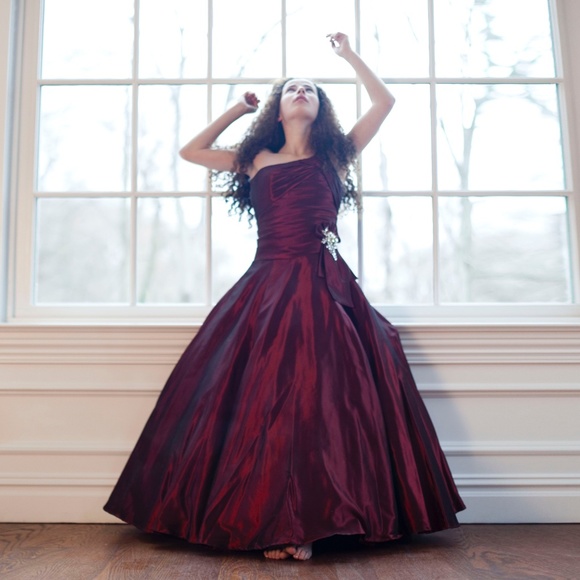 Evenings by Allure Red One Shoulder Ball Gown - Picture 3 of 16